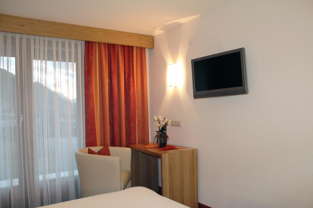 Appartements Zerzer Ried im Oberinntal Chambre photo