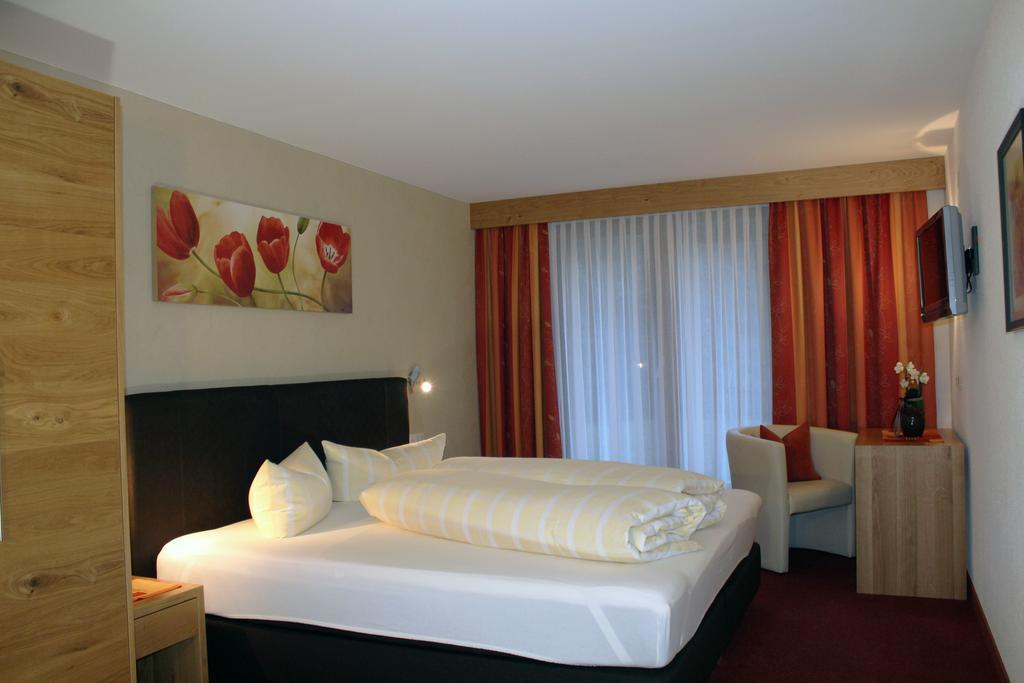 Appartements Zerzer Ried im Oberinntal Chambre photo